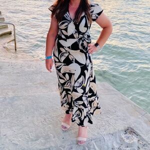 Elegant maxi dress size M